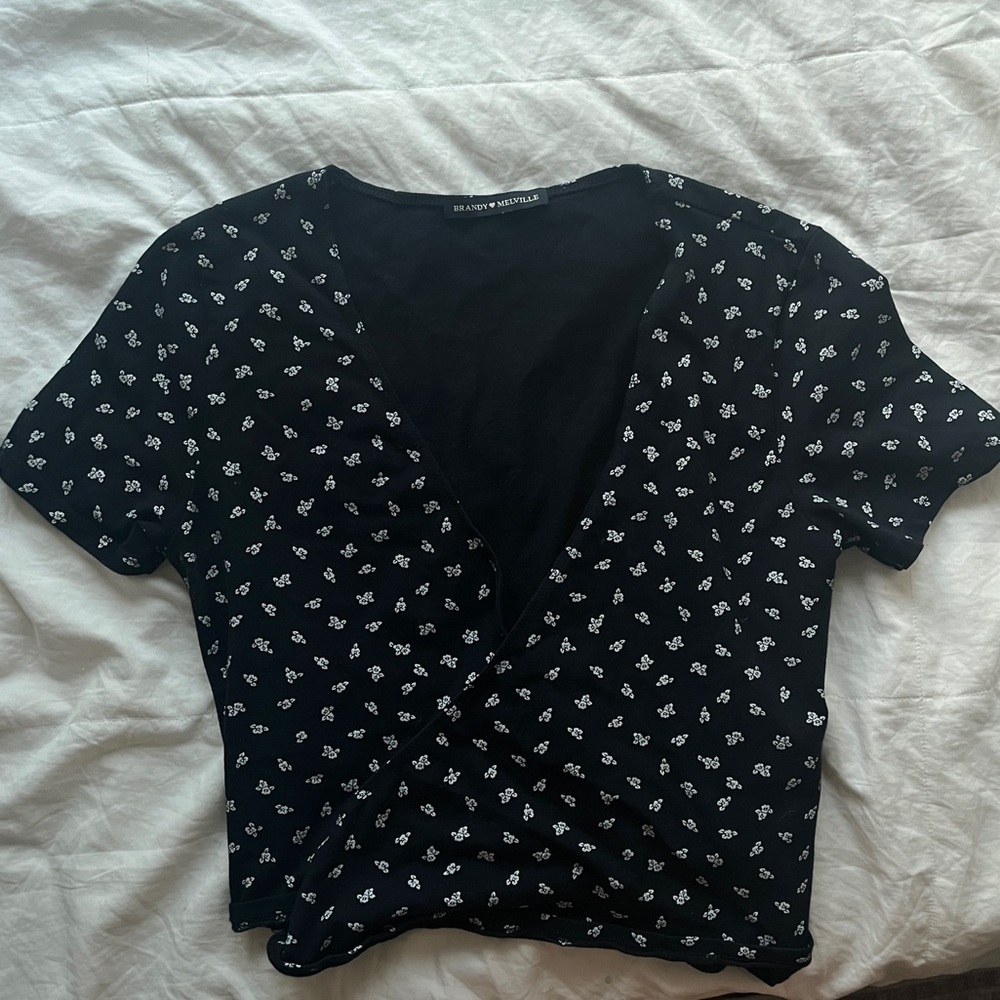 Brandy Melville Floral Tie Adjustable Short Sleeve Crop Top